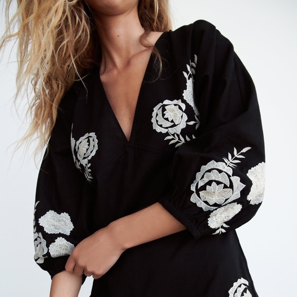 Zara EMBROIDERED LINEN BLEND JUMPSUIT - Picture 4 of 9